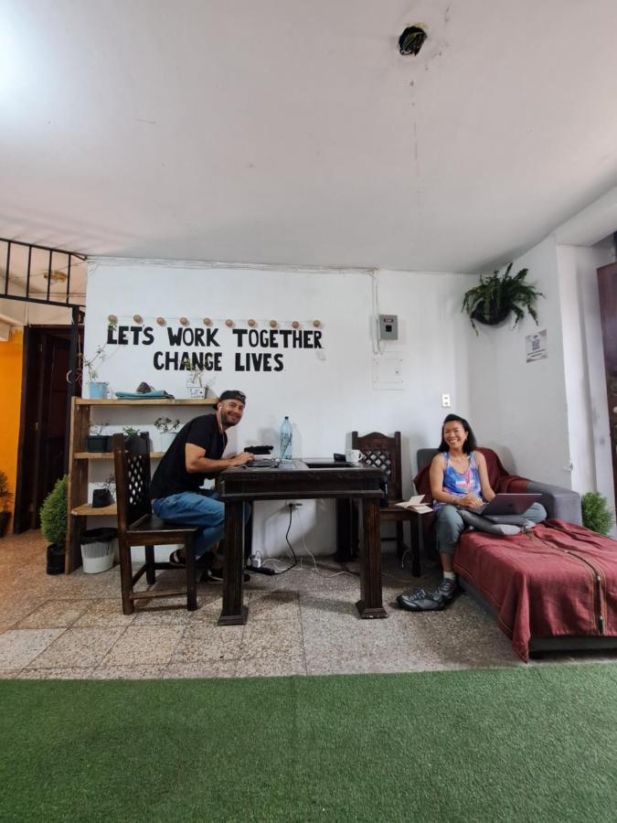 Esperanza Hostel Antigua Buitenkant foto